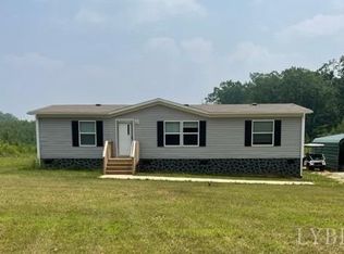 3562 Trent Hatchery Rd, Appomattox, VA 24522