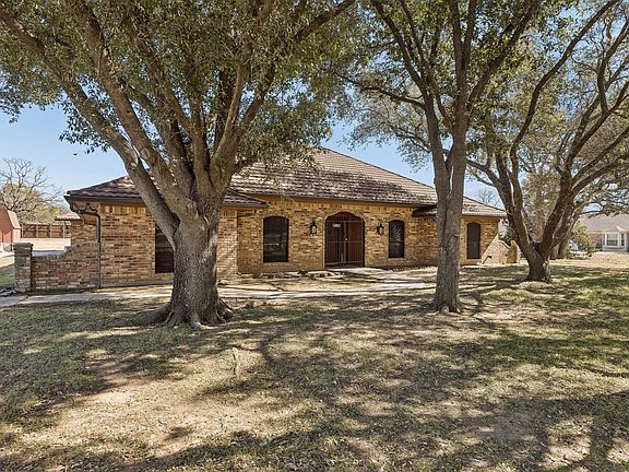 2nd image of 241 Simmons Rd