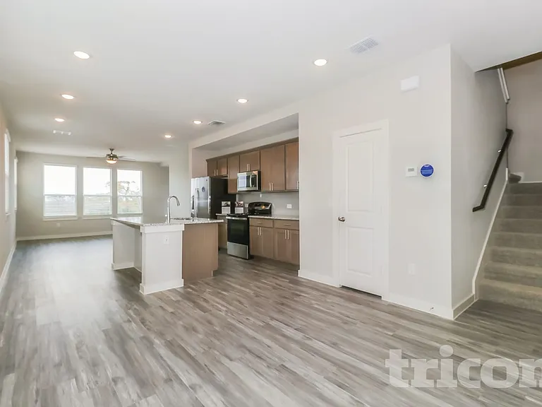 509 Raglands Rd — Photo 3