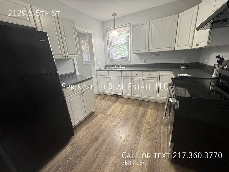 2129 S 5th St — Photo 9