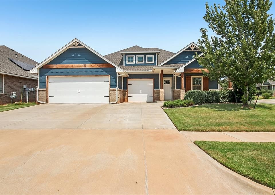 1st image of 18700 Big Cedar Way