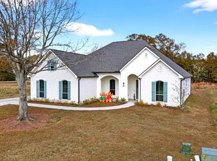 105 Jefferson Davis Pkwy, Picayune, MS 39466