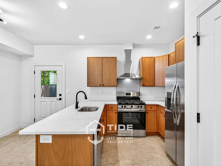 5812 Knight St — Photo 4