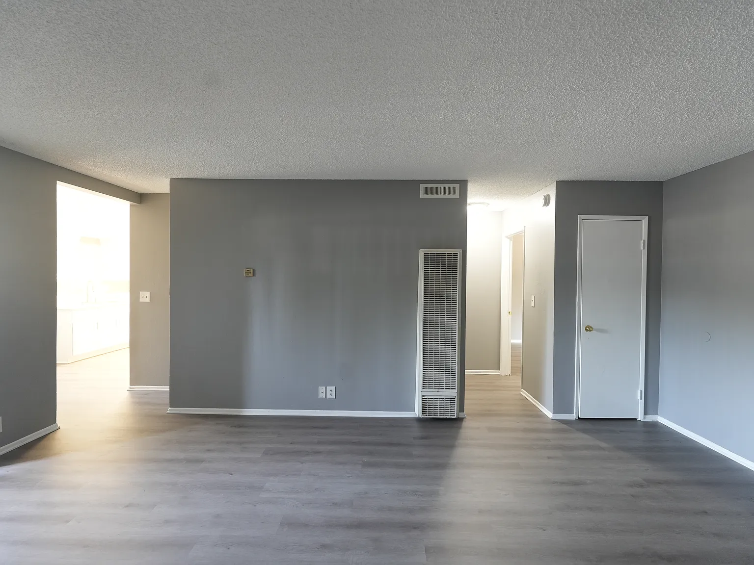 2 bed, $2,450 — Photo 4