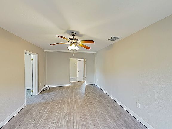 2nd image of 4536 Huppel Ave