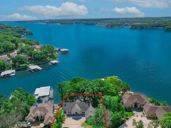 884 Palisades Dr, Lake Ozark, MO 65049