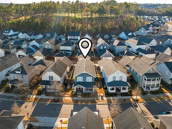 4th image of 3465 Sawyer Dr