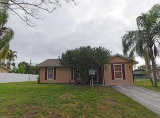 3016 54th St SW, Naples, FL 34116