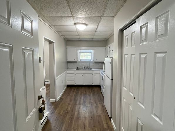 480 Spruce Hollow Rd APT B