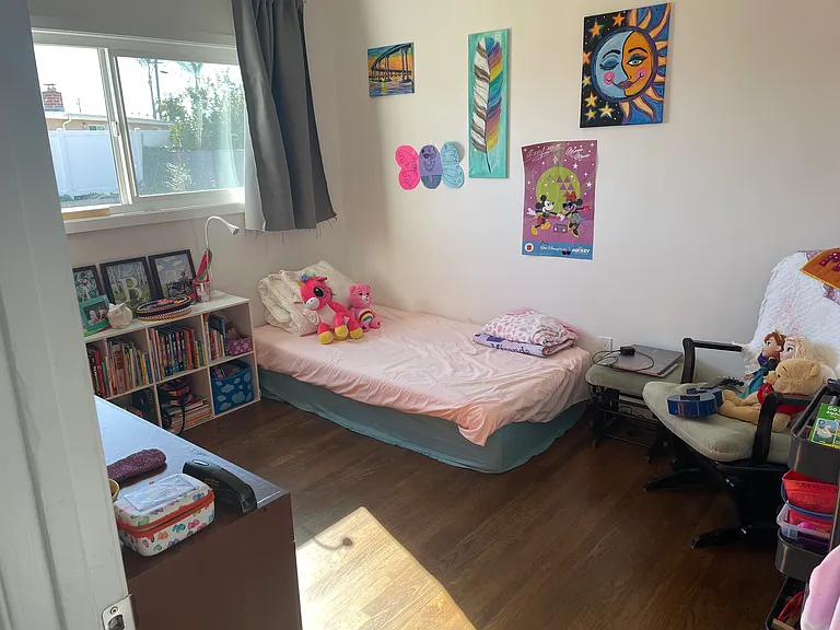 843 Grove Ave — Photo 25