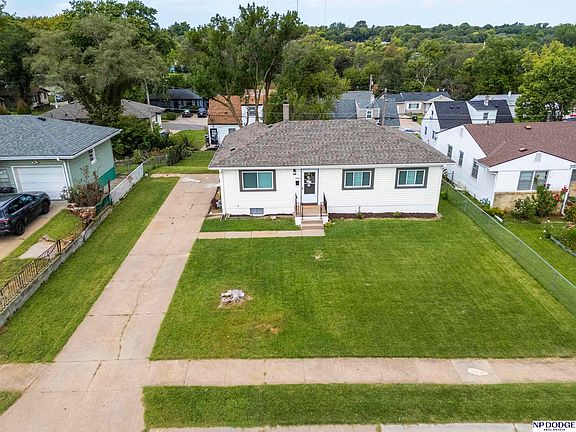 3rd image of 5306 N 47th St