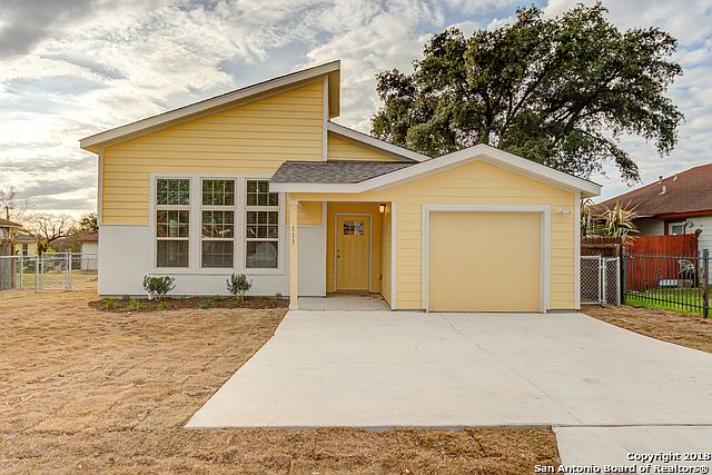 1st image of 111 Villa Grande