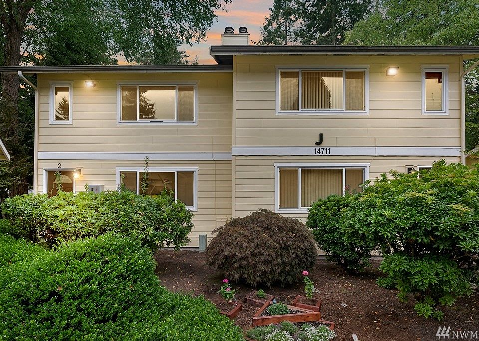 1st image of 14711 NE 50th Pl APT J2
