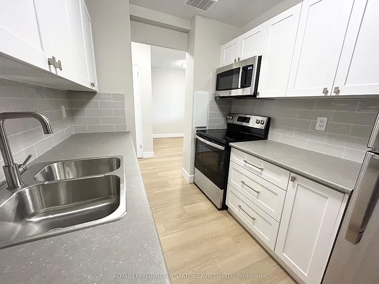 101 Millside Dr #408 — Photo 8
