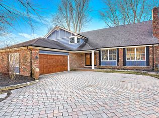 332 S Park Blvd, Glen Ellyn, IL 60137