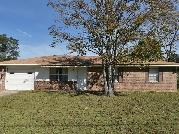 1209 Antioch Rd, Albany, GA 31705