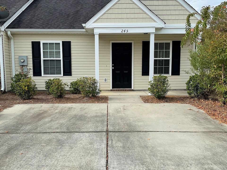 1st image of 245 Sunview Dr