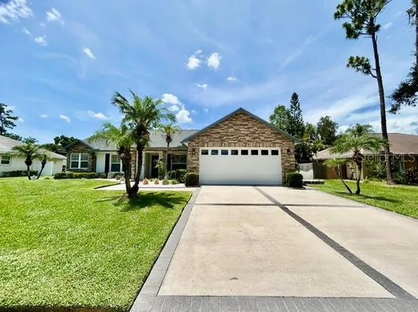 15116 N Roundup Dr, Tampa, FL 33624