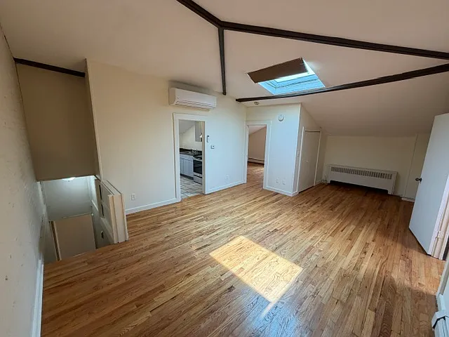 7 Trumbull St #4 — Photo 9