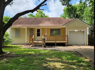 1136 17th Ave N, Texas City, TX 77590