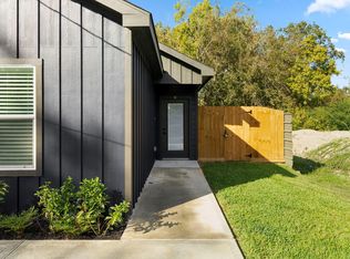 7205 Tippett St #B, Houston, TX 77088