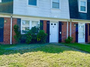 2025 Dineen Dr, Dundalk, MD 21222