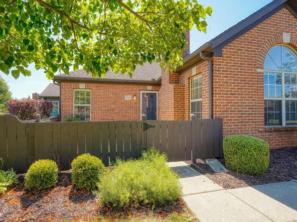2593 Trotterslane Dr, Columbus, OH 43235