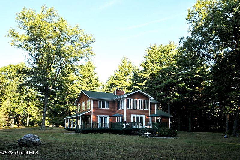 4th image of 30 State Route 9P