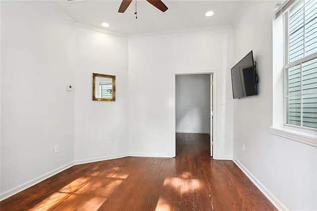 Building Photo - 7429 Freret St