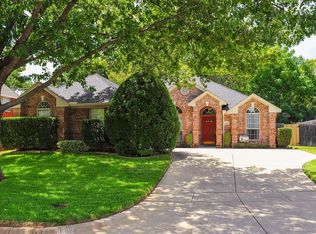 4402 Murwick Dr, Arlington, TX 76016