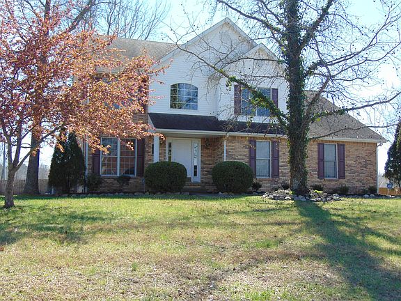 2nd image of 2442 Ellsworth Dr