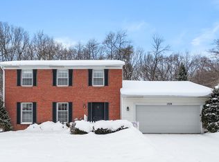 1329 Sprucebrook Dr, Kalamazoo, MI 49048