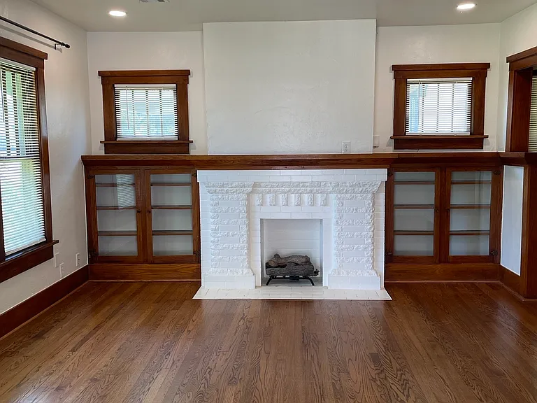 2139 NW 15th St — Photo 2