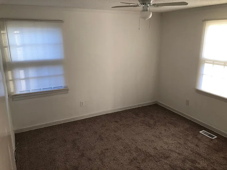 2317 Henry Cir — Photo 6