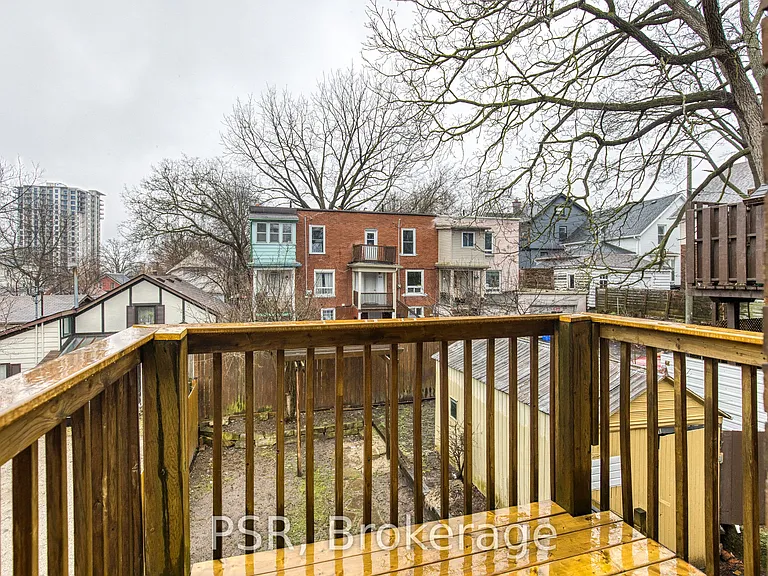 57 Eby St S — Photo 31
