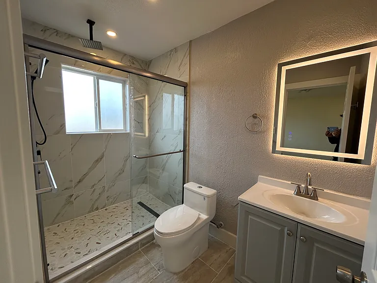 236 Vernon Ave #2 — Photo 7
