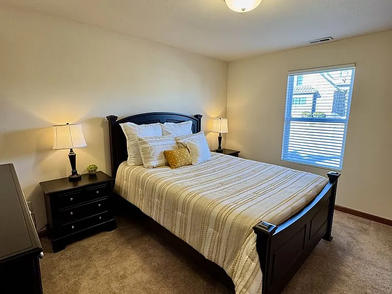 Eagle View Luxury Apartments — Photo 107
