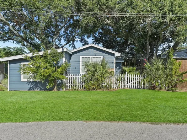 2614 59th St, Galveston, TX 77551