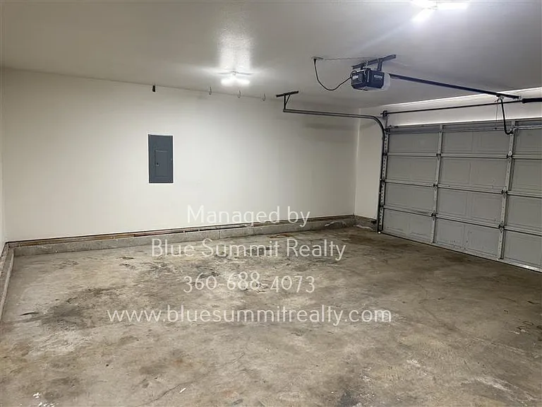 2120 Agate Ct SE — Photo 18