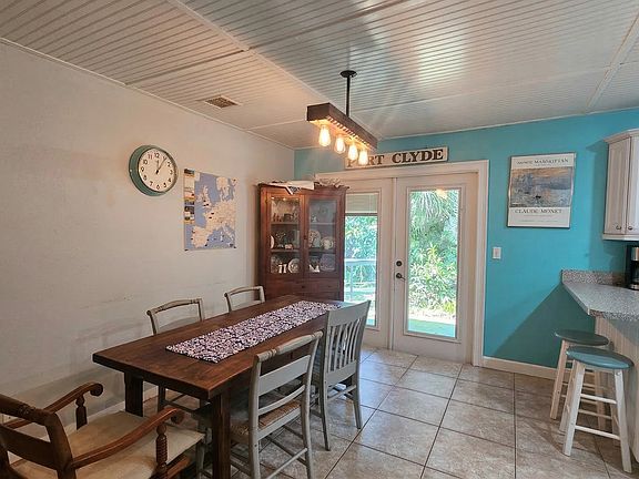 5th image of 5679 Sims Road