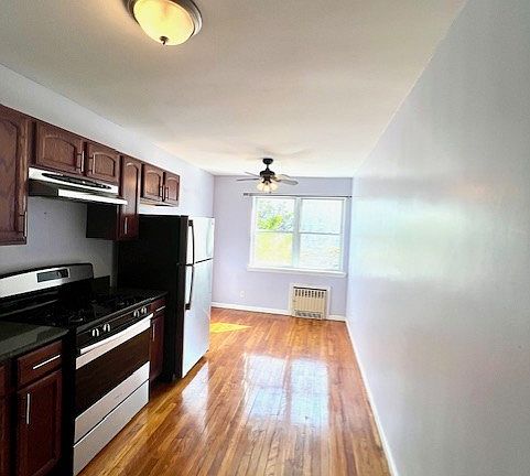 2nd image of 4604 25th Ave #1