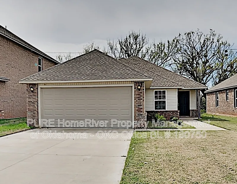 3 bed, 2.0 bath, 1301 sqft, $1,625 — Photo 1