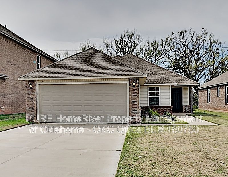 1st image of 9304 NW 70th St