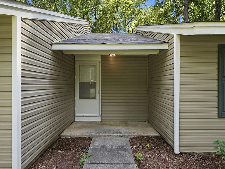 4501 Hezekiah Pl — Photo 3