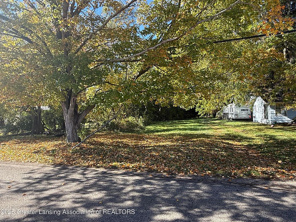 1st image of 644 S Matteson St
