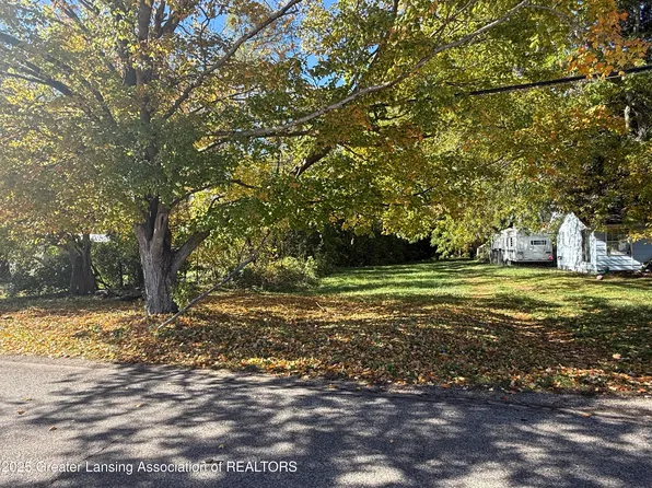 644 S Matteson St, Bronson, MI 49028