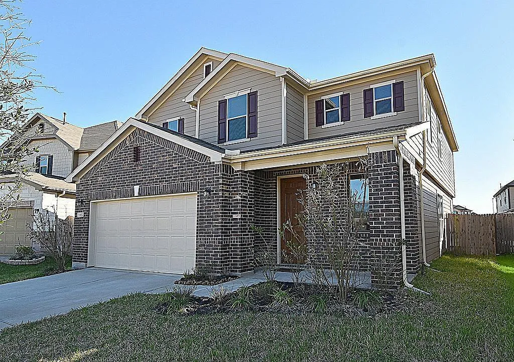 Building Photo - 21007 Blackstone Villa Ln