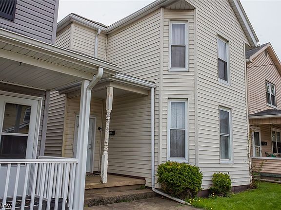 3rd image of 605 Trenton St