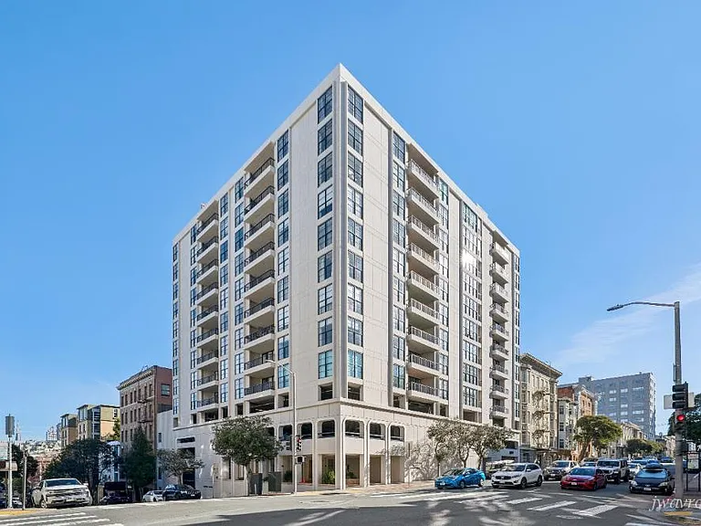 2040 Franklin St #1107 — Photo 1