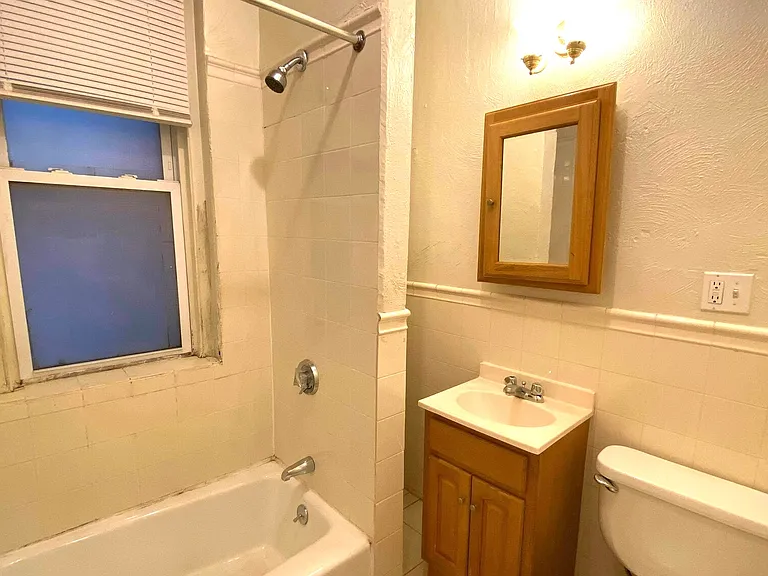165 Hemenway St #5 — Photo 8